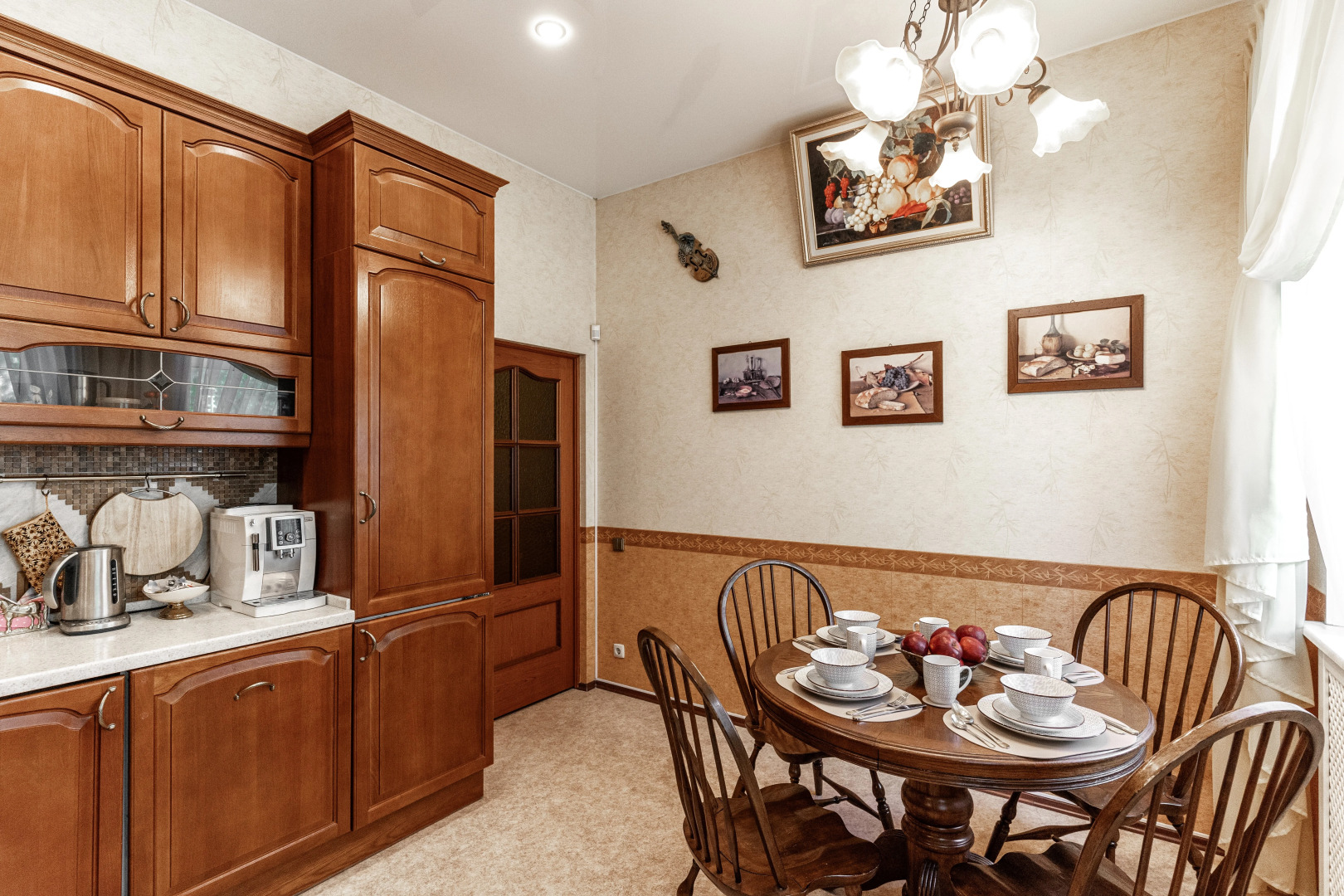 Квартира Малоохтинский 84б