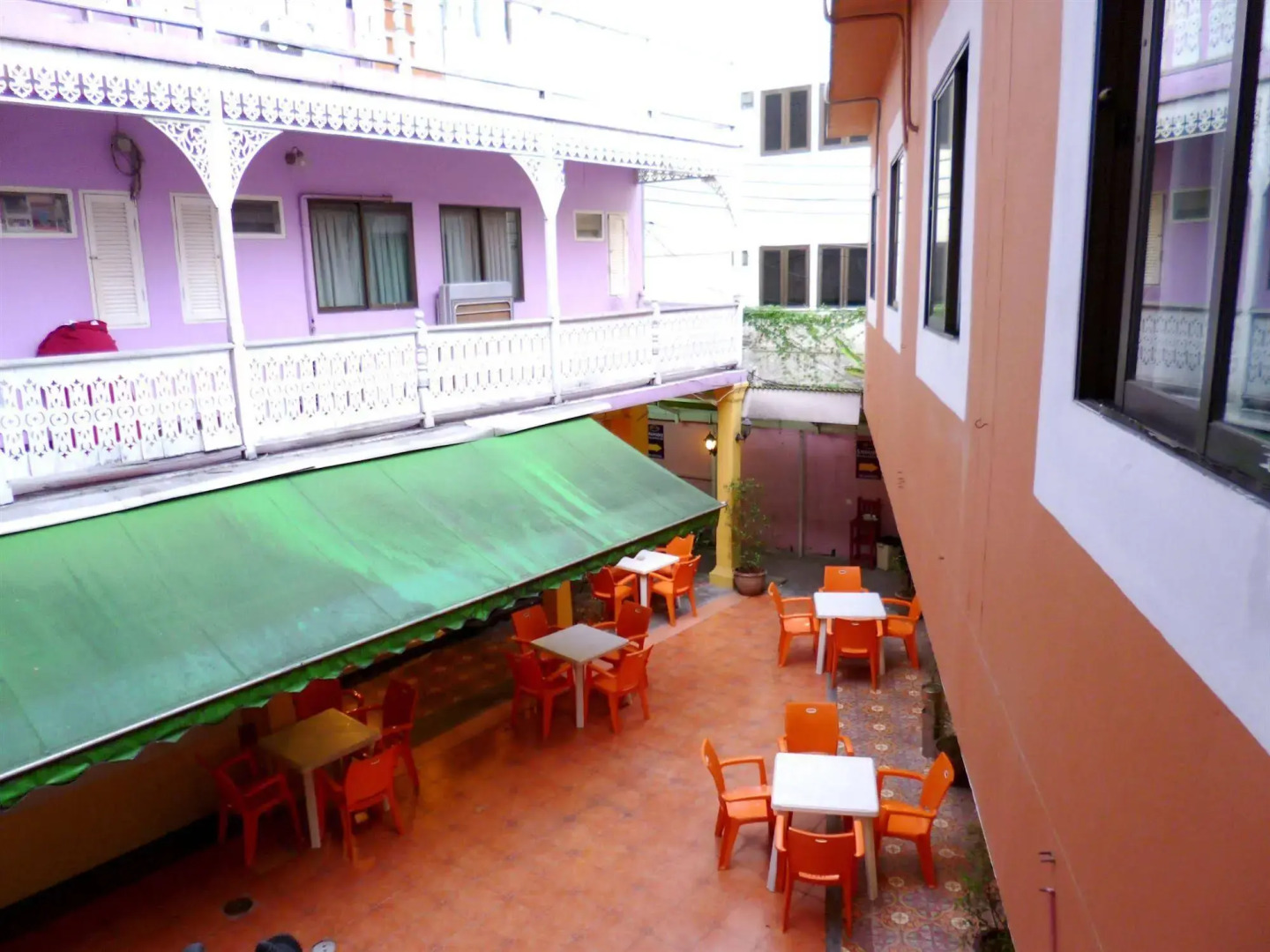 Sawasdee Bangkok Inn