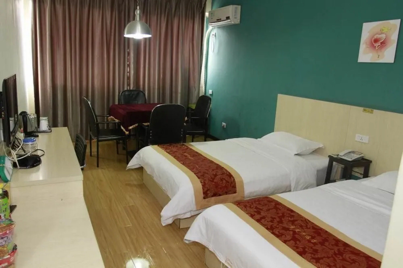 吉楚连锁酒店(荆州万达店)