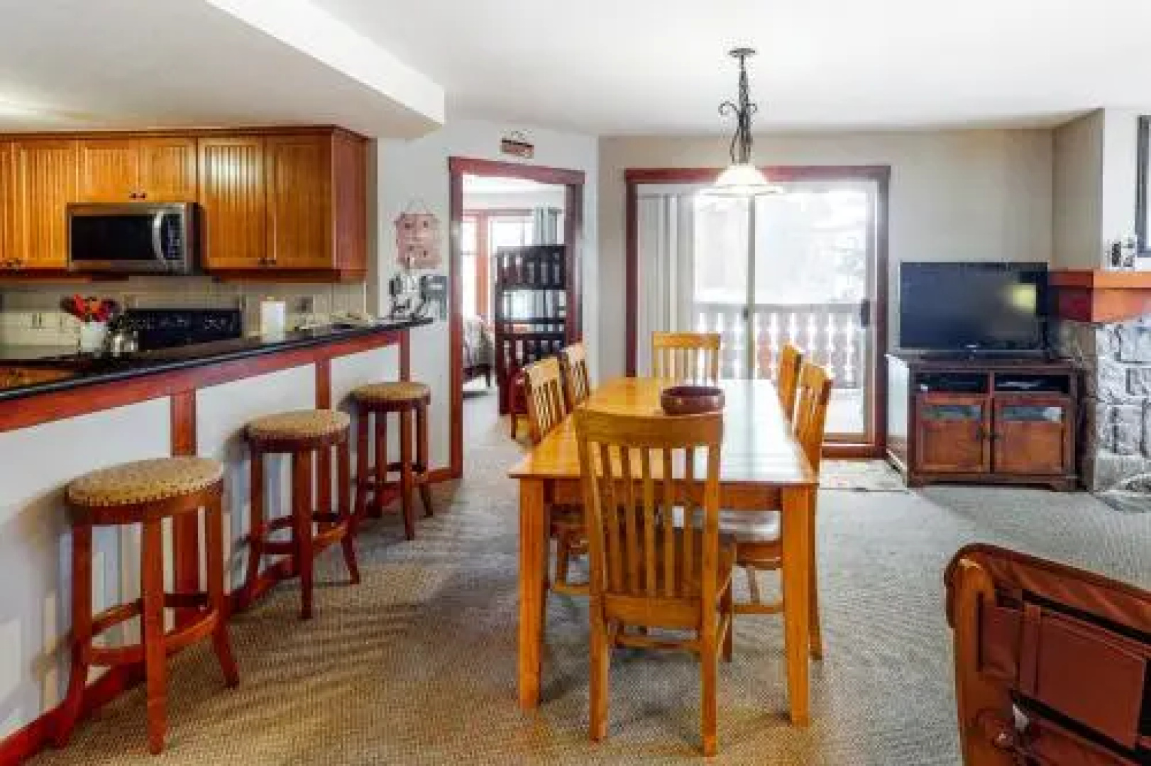 Eagle Springs East 201: Horsetail Suite