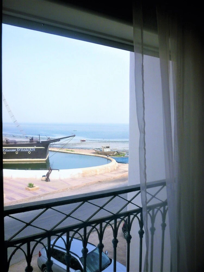 Cosy Apartment With one Room in Houmt Souk ,with Wonderful sea View, F