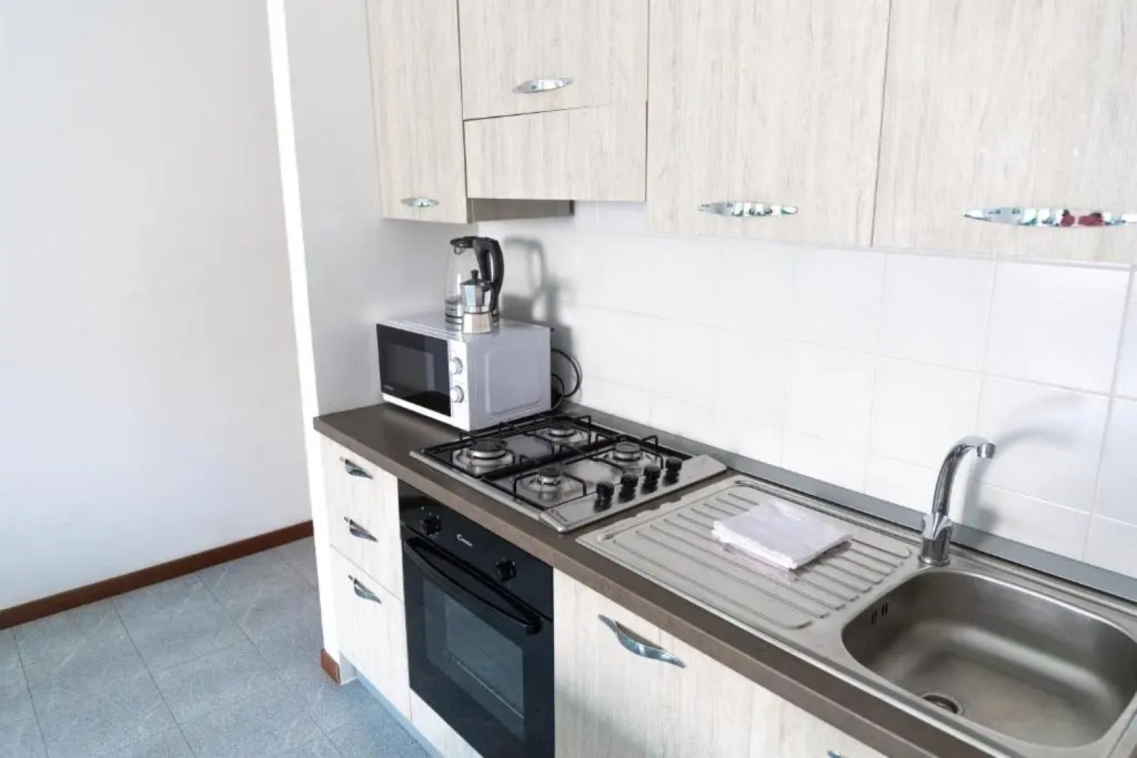 The SUNSET 2 by Design Studio