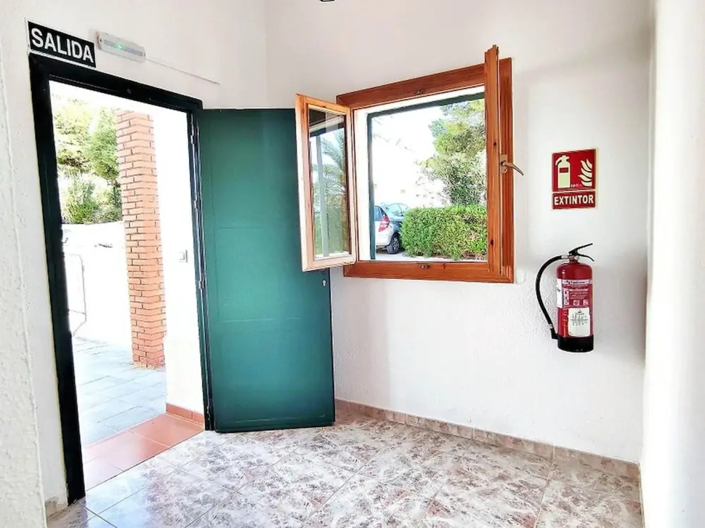 Belvilla by OYO Villa Cepillo I