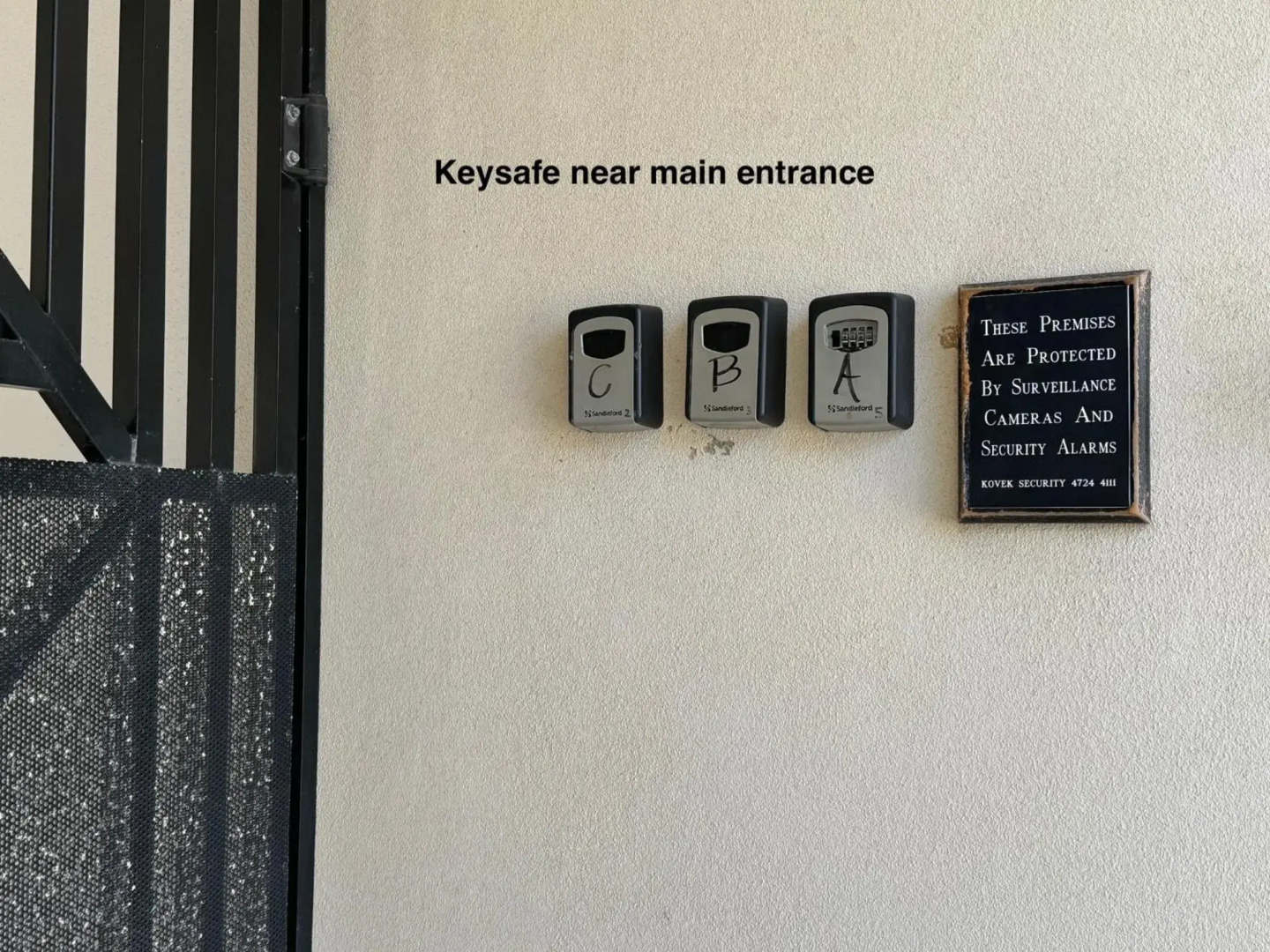 Townsville Lighthouse - 3/103 Strand