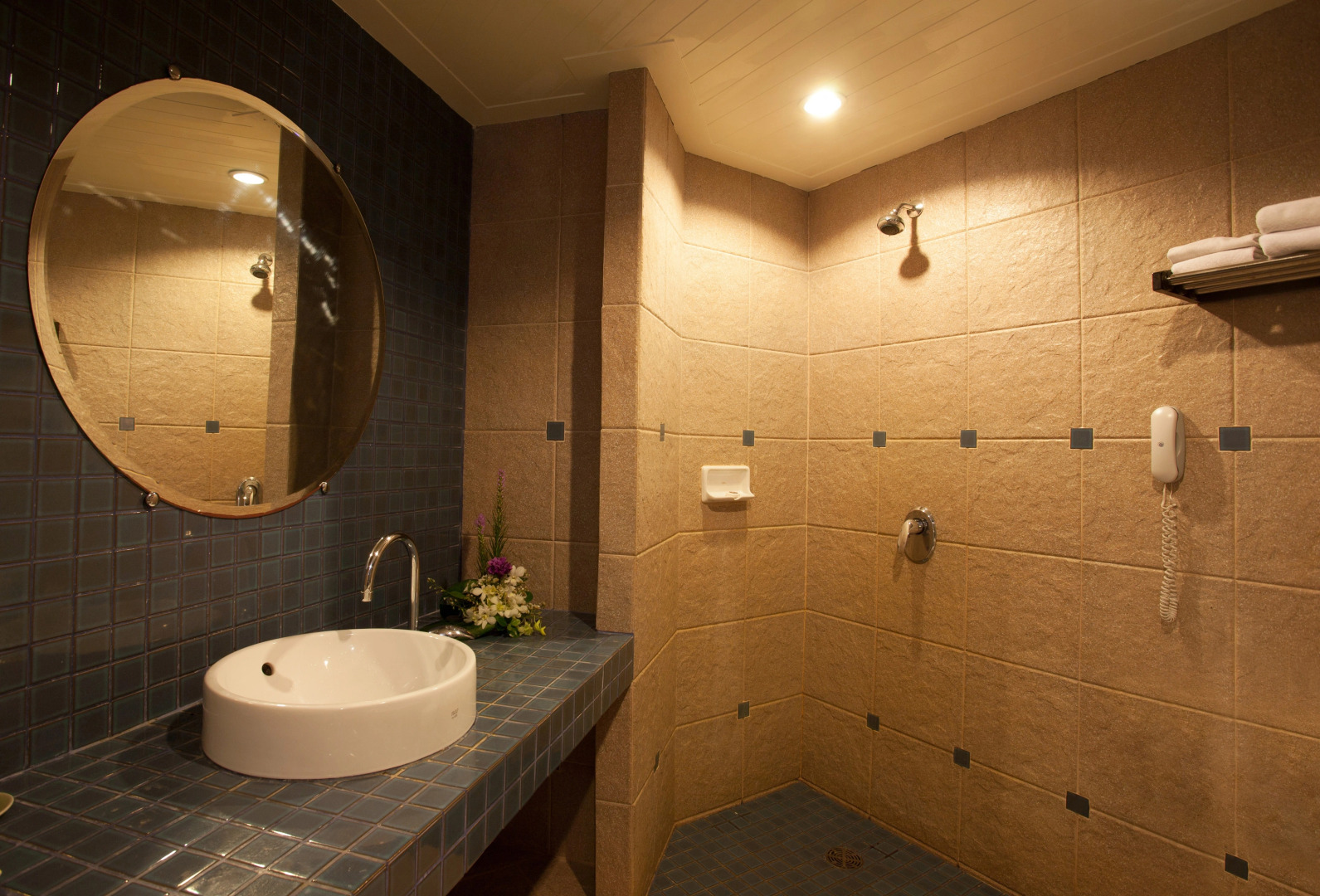 Woraburi Phuket Resort & Spa