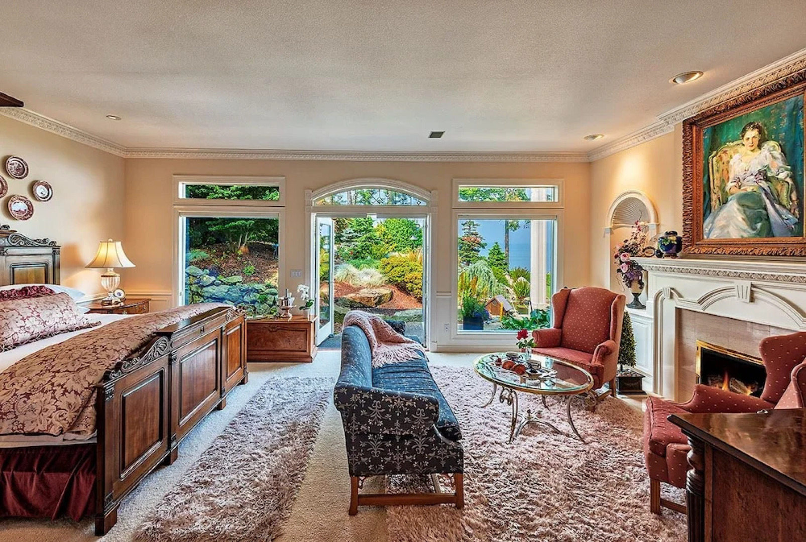 Sea Mist Waterfront Inn