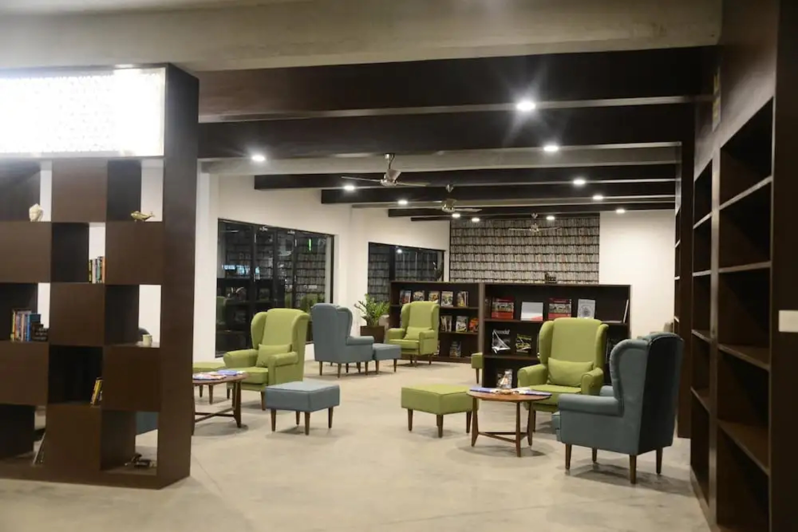 MWC Club by Downtown
