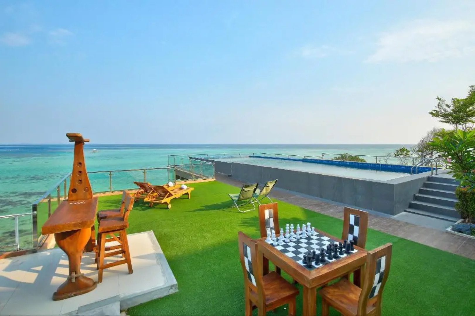 Royal Ocean View Beach Resort