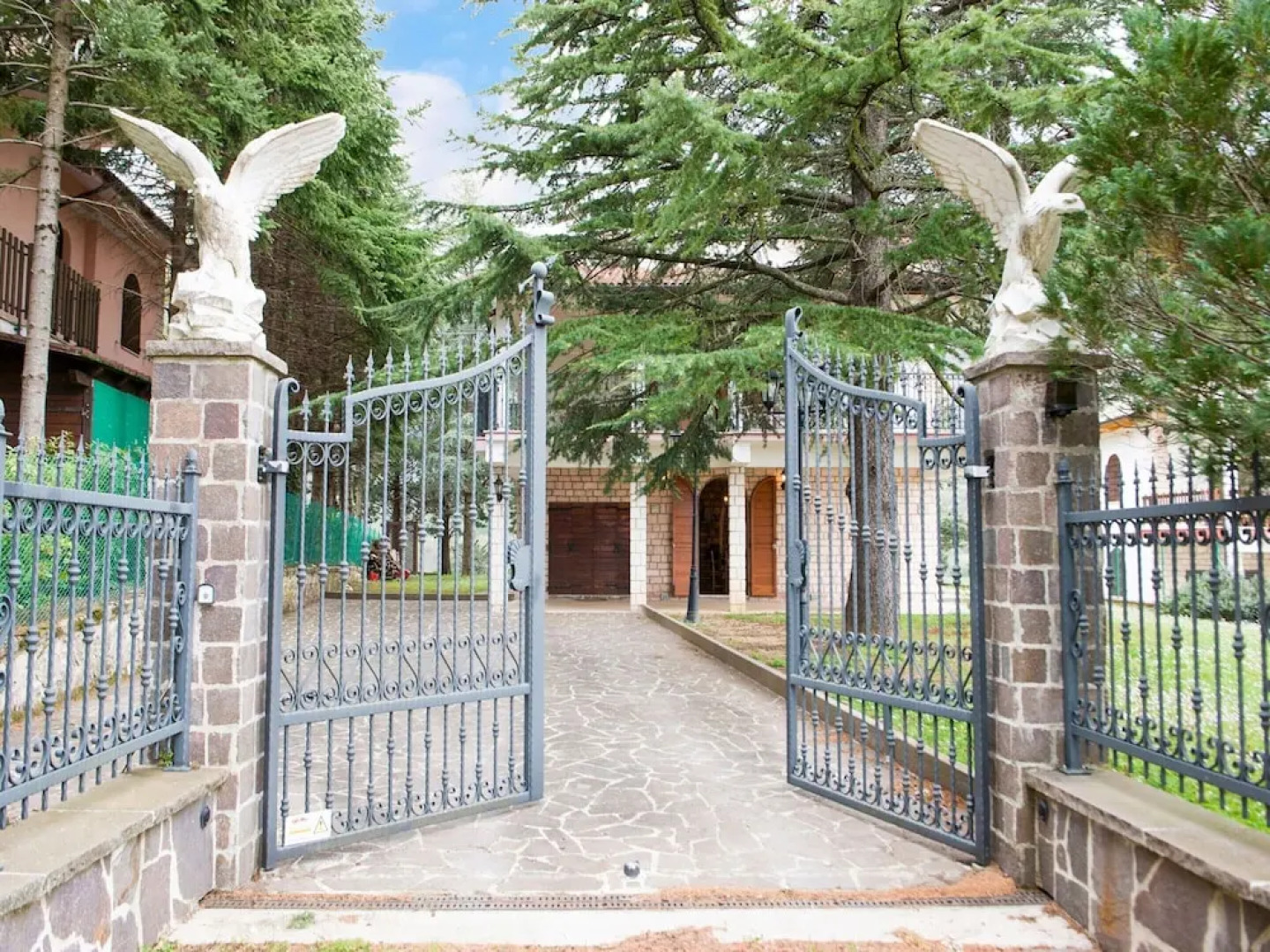 Belvilla by OYO Casa Delle Aquile