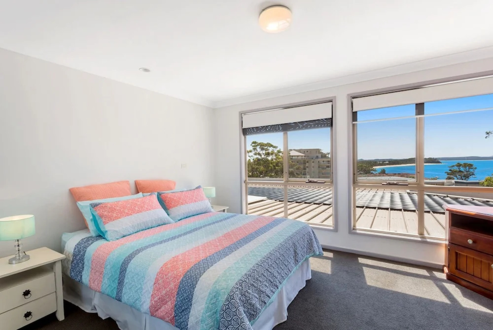 Ronald Avenue, Unit 2/36