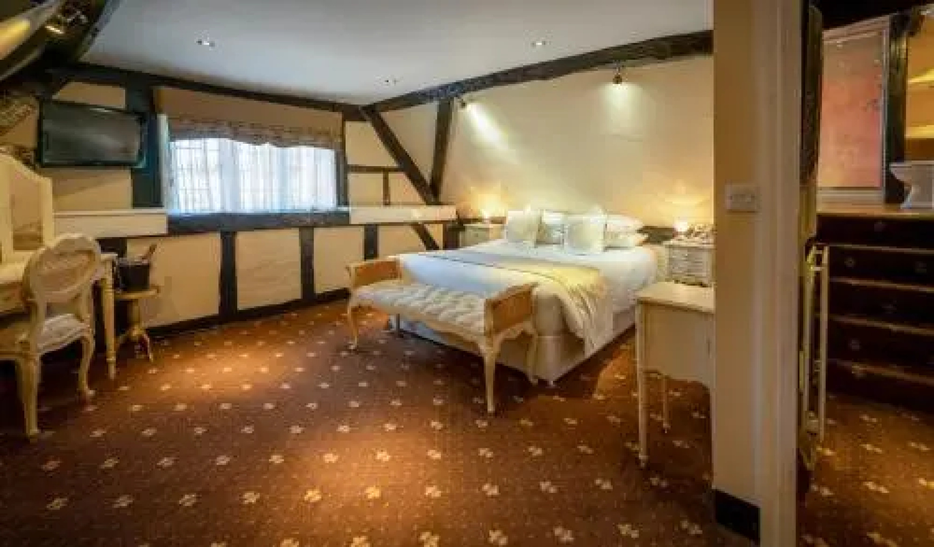 The White Swan Hotel