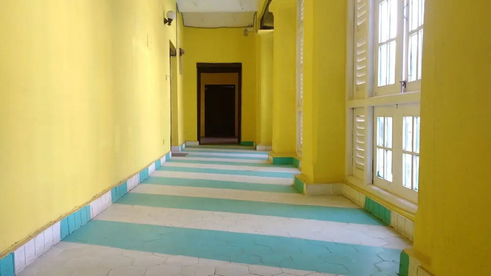 Yellow Durbar Apartment and Lounge