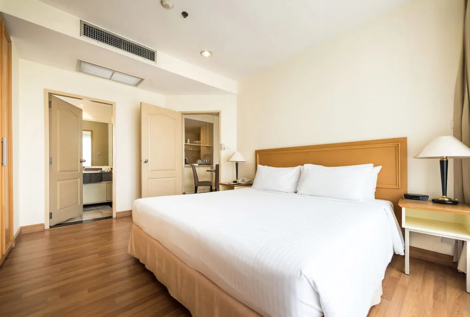 Shama Lakeview Asoke Bangkok