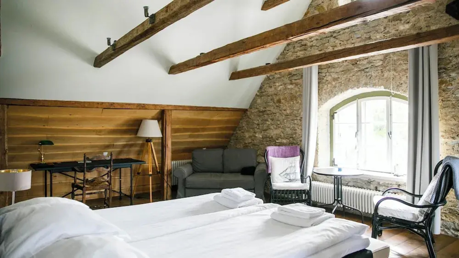 Ungru Guesthouse and Restaurant