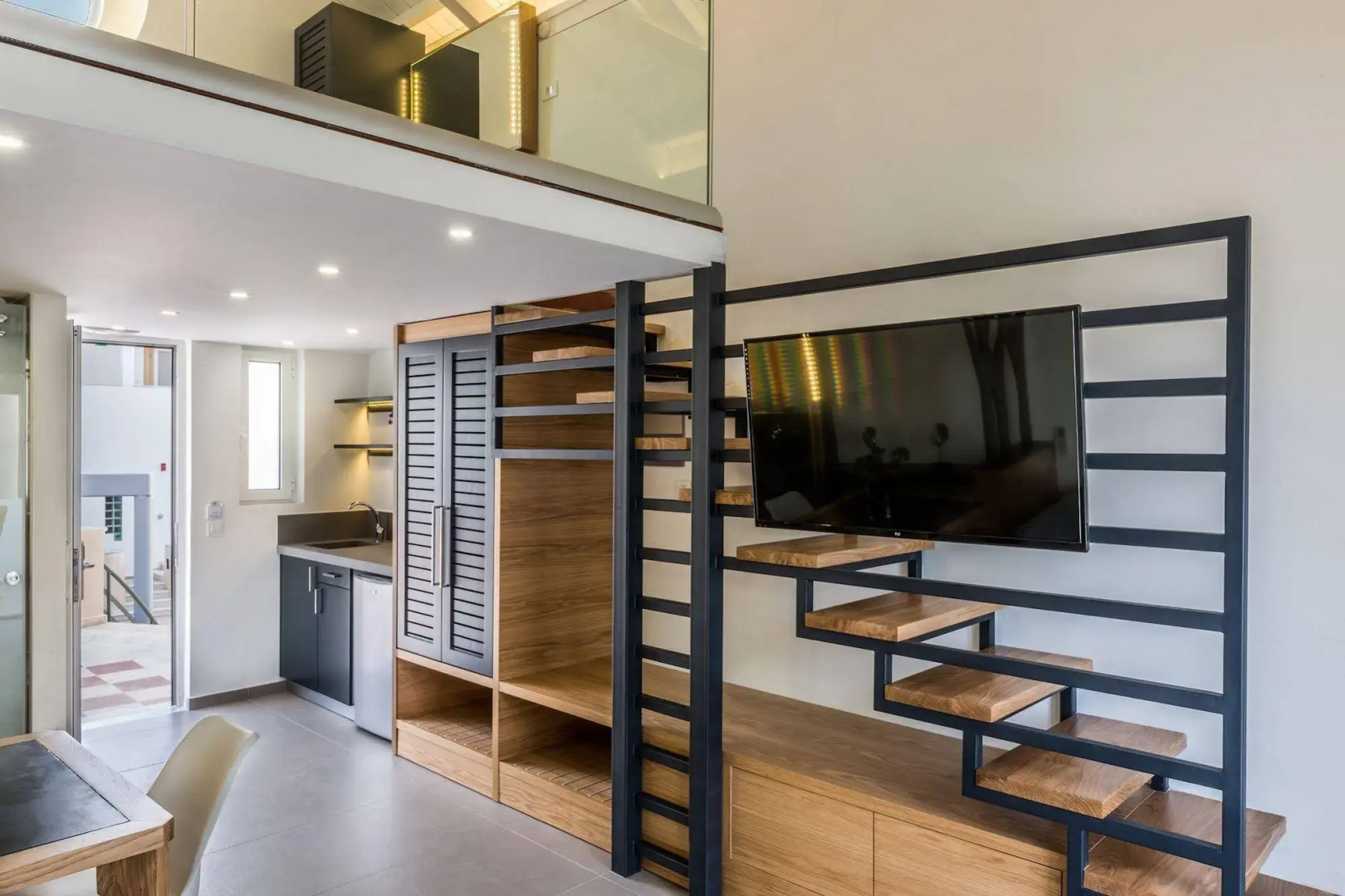 Forum Suites