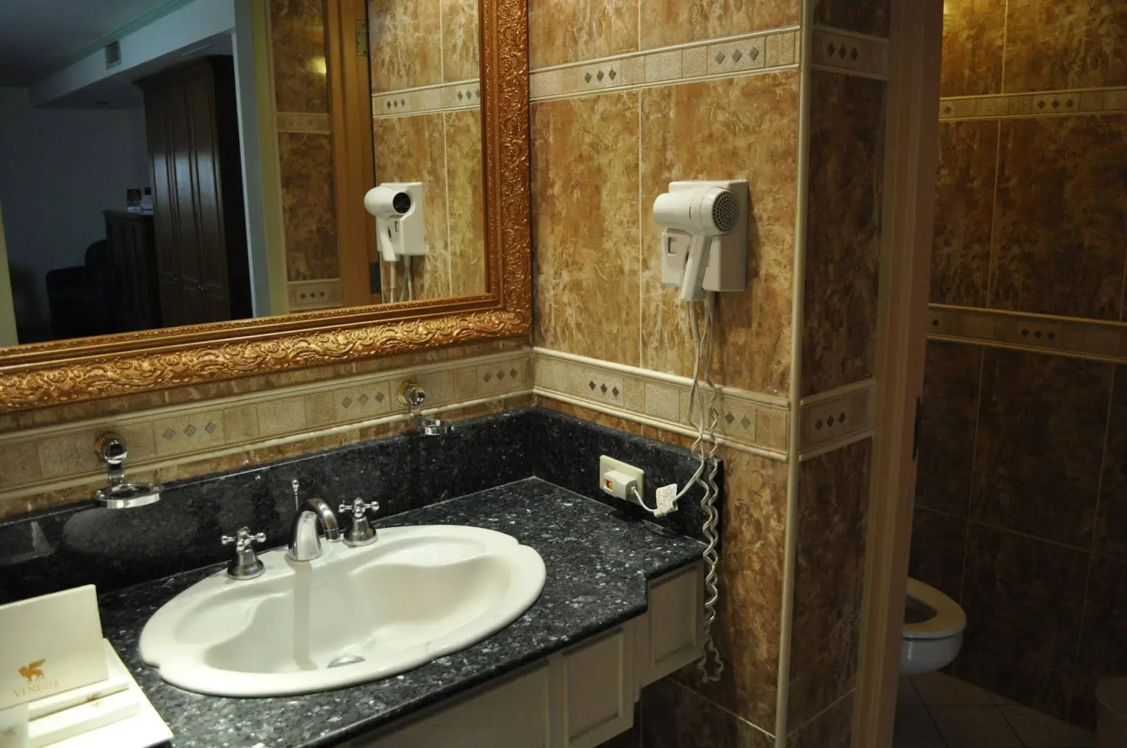 Subic Bay Venezia Hotel