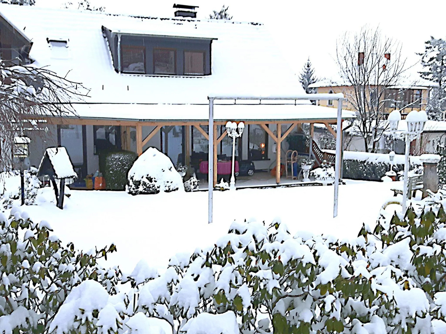 Gemutliches Ferienhaus mit Pool in Blankenburg