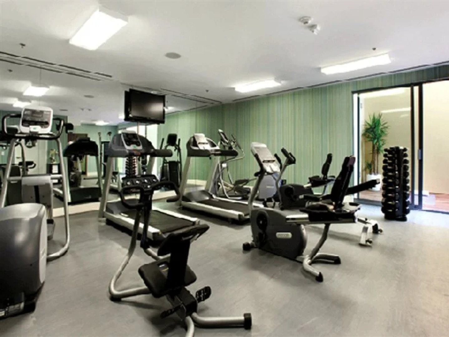 Kimpton Shorebreak Huntington Beach Resort by IHG