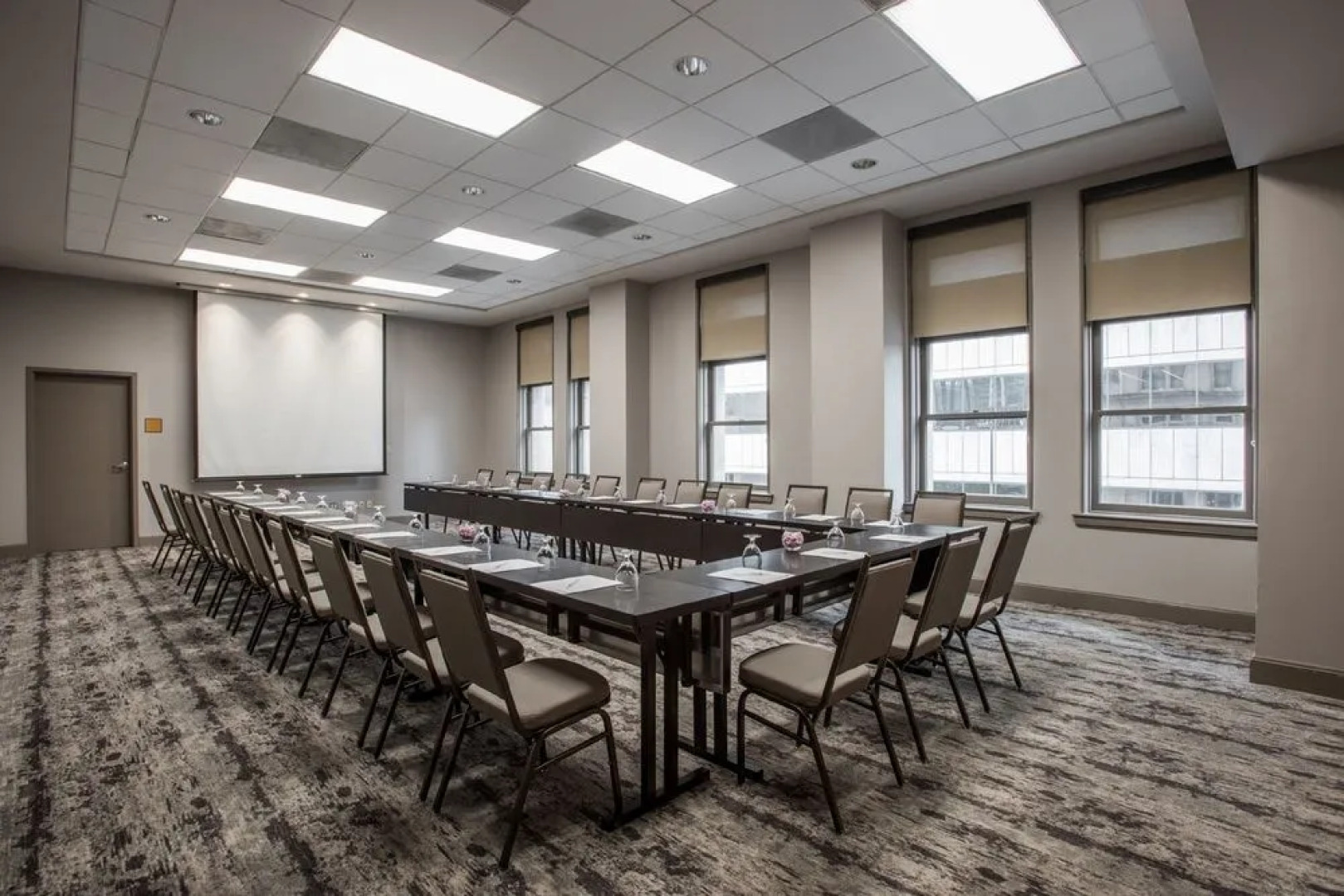 Magnolia Hotel Dallas Downtown