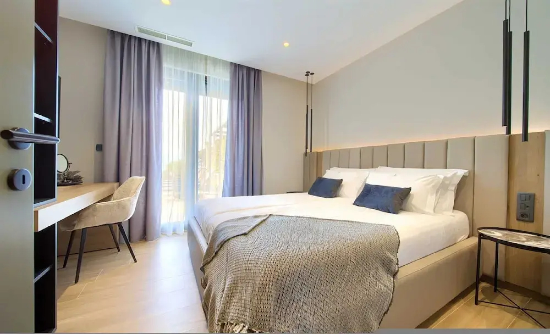 Villa Lord With Heated Pool Jacuzzi and Sauna