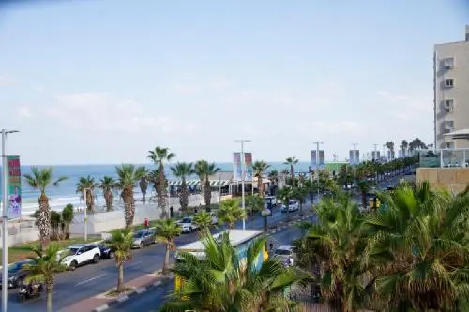 Gk Apartment Ben Gurion St.