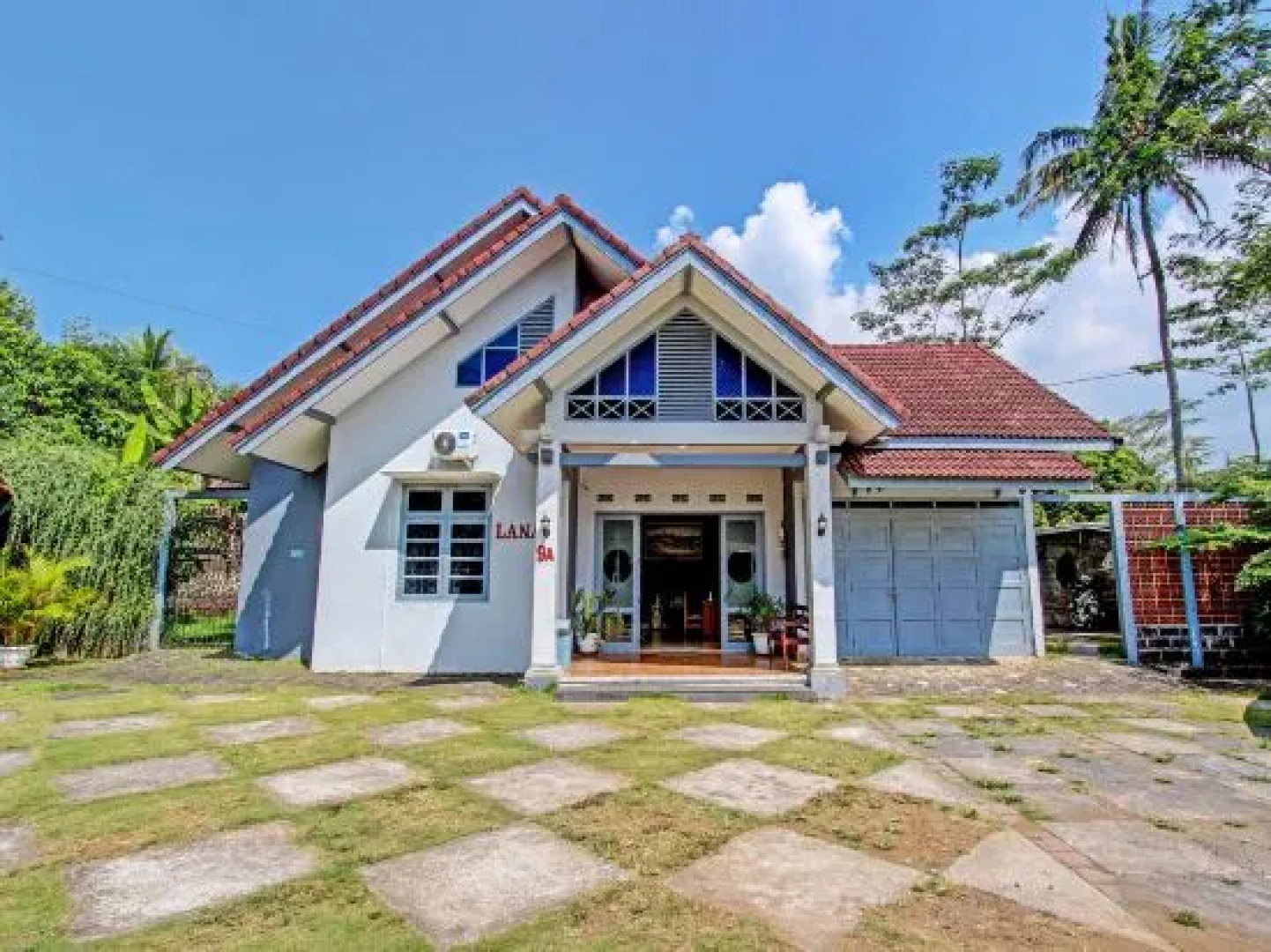 OYO Life 92686 Lanaya Guesthouse Syariah