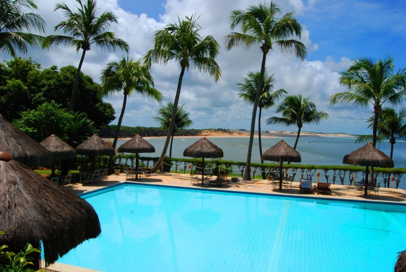 Hotel Marinas Resort