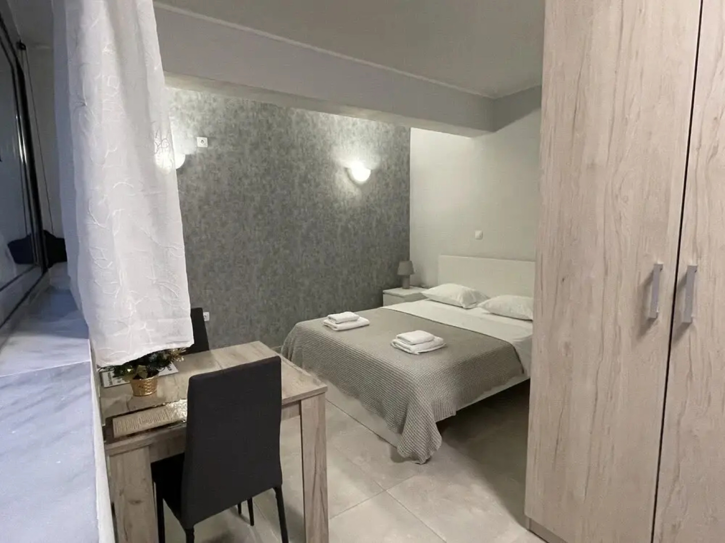 Avr Deluxe Suites 6 Airport Free Shuttle