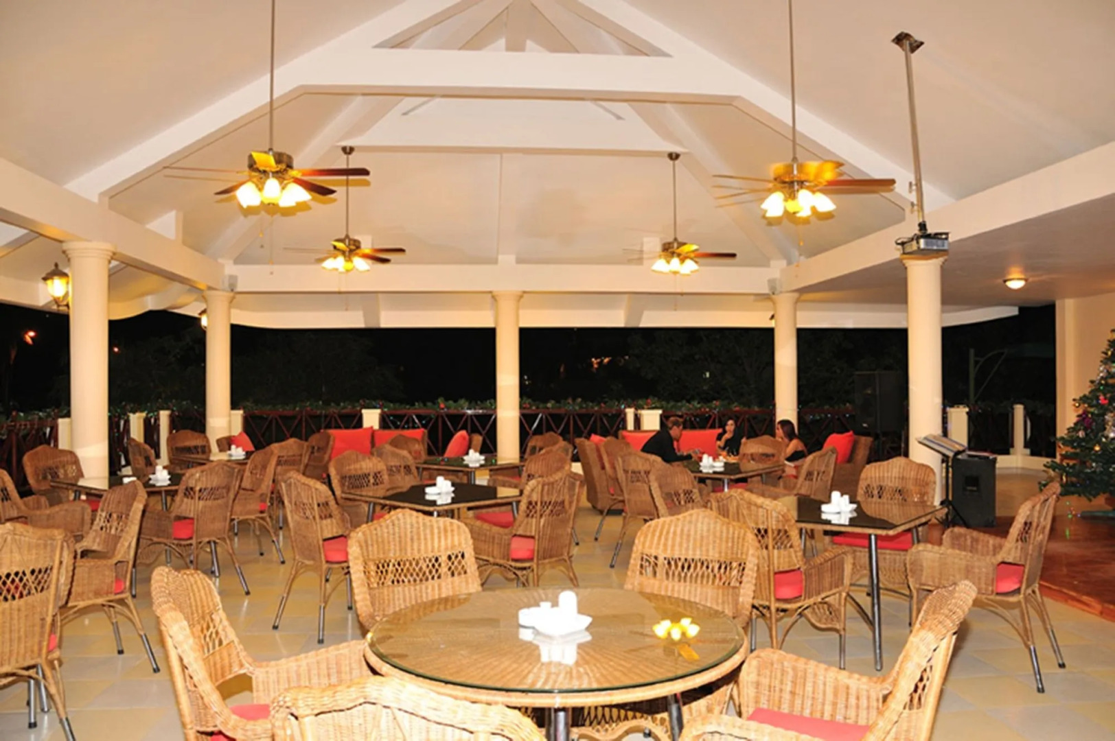 Le Aqua Resort & Spa Phan Thiet