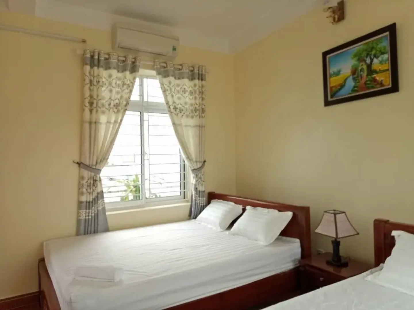 Van Long Homestay