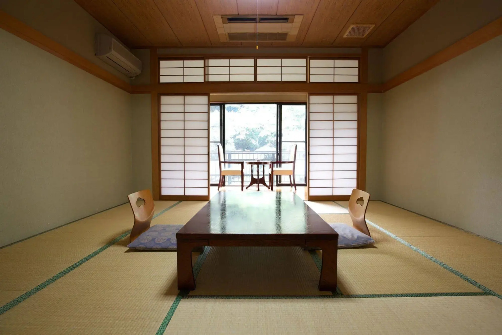 Inunakisan Grand Hotel Kisenkaku