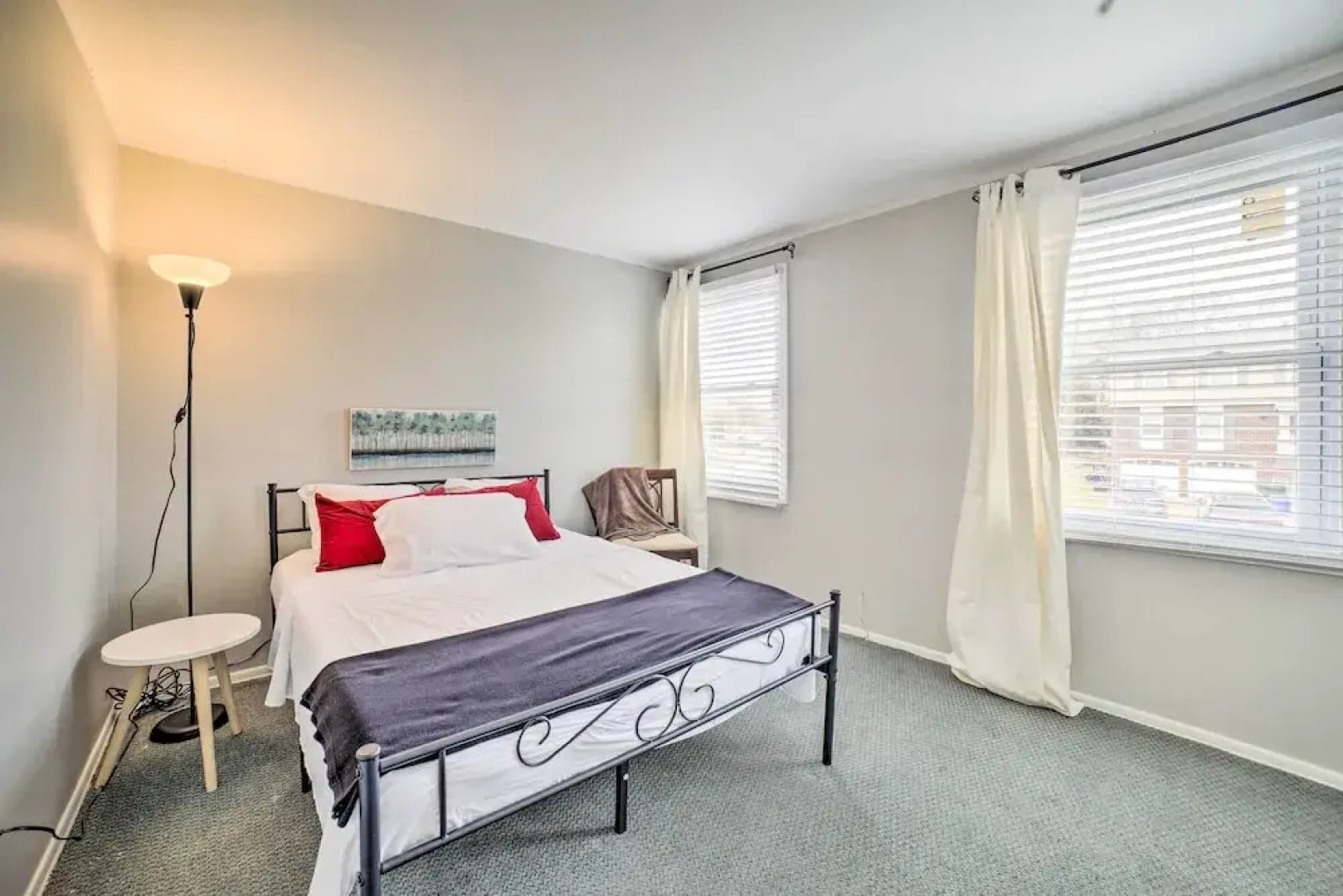 Charming Vacation Rental: 15 Mi to Pittsburgh