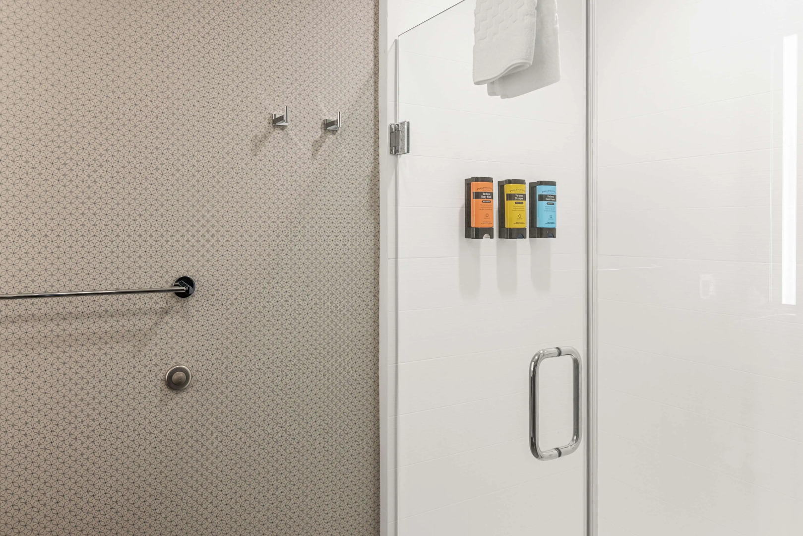 GLō Best Western  Savannah-Gateway I-95