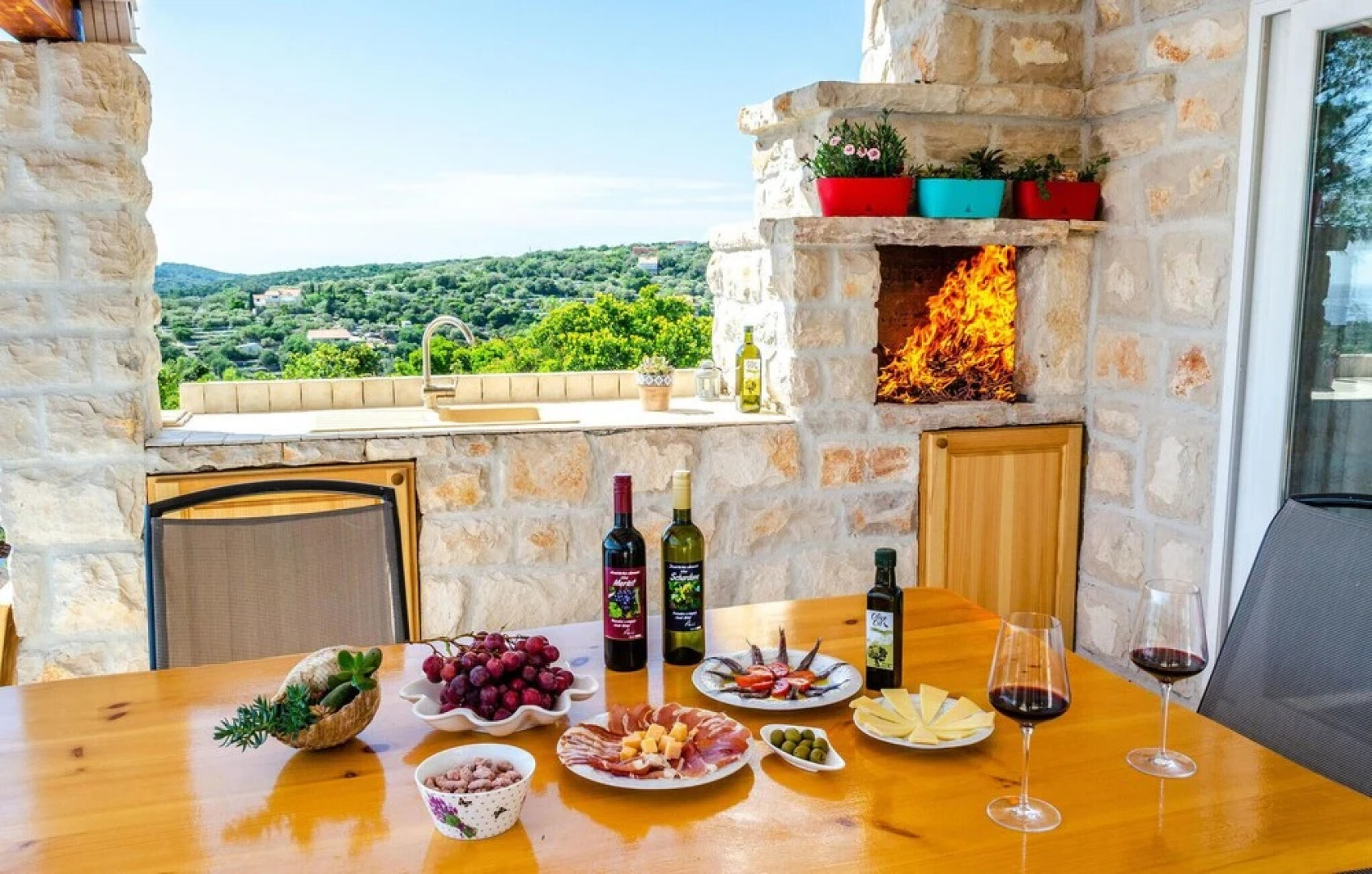 Awesome Home in Prigradice With Wifi and 4 Bedrooms