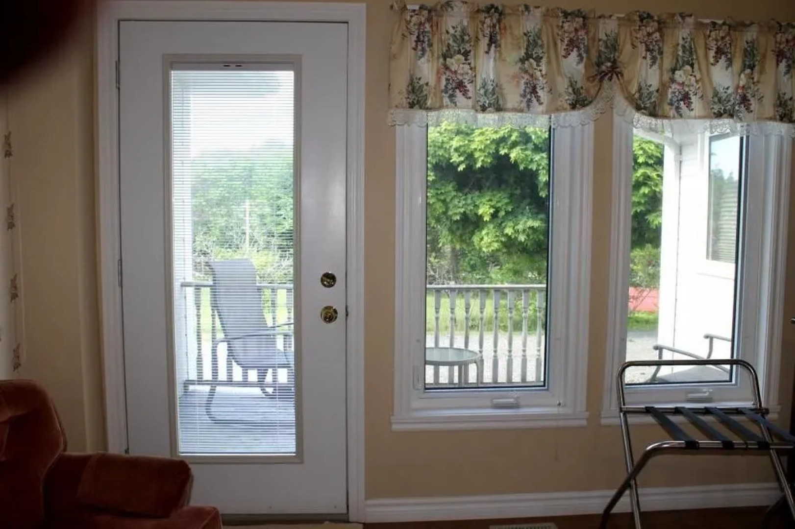 MacKenzie House Tourist Home B&B