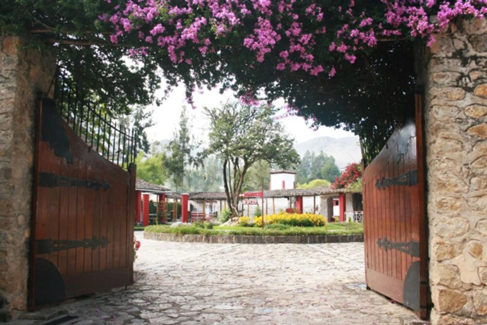 Hotel & Spa Laguna Seca