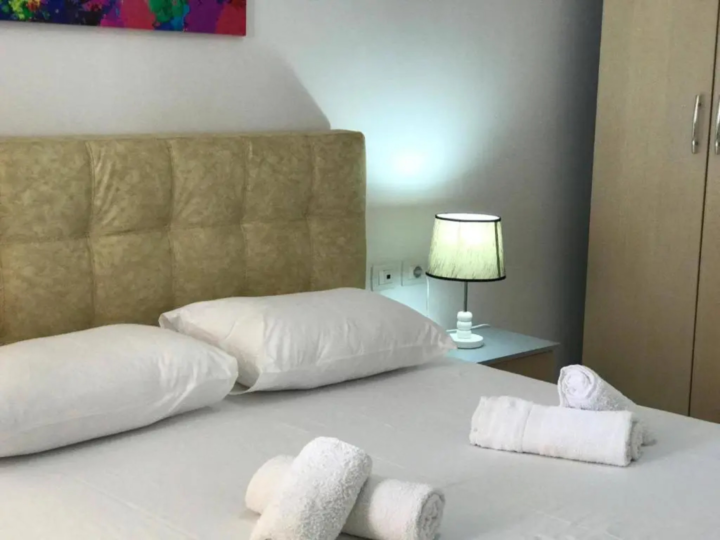 Sunny Bay Apartments