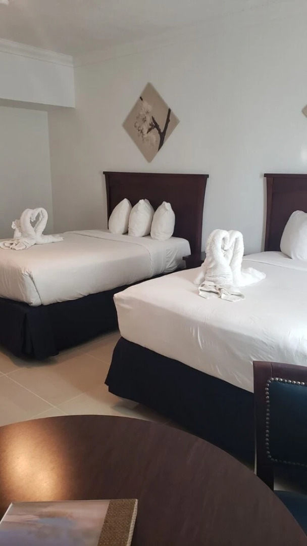 Ocean View Miami Beach Apartment