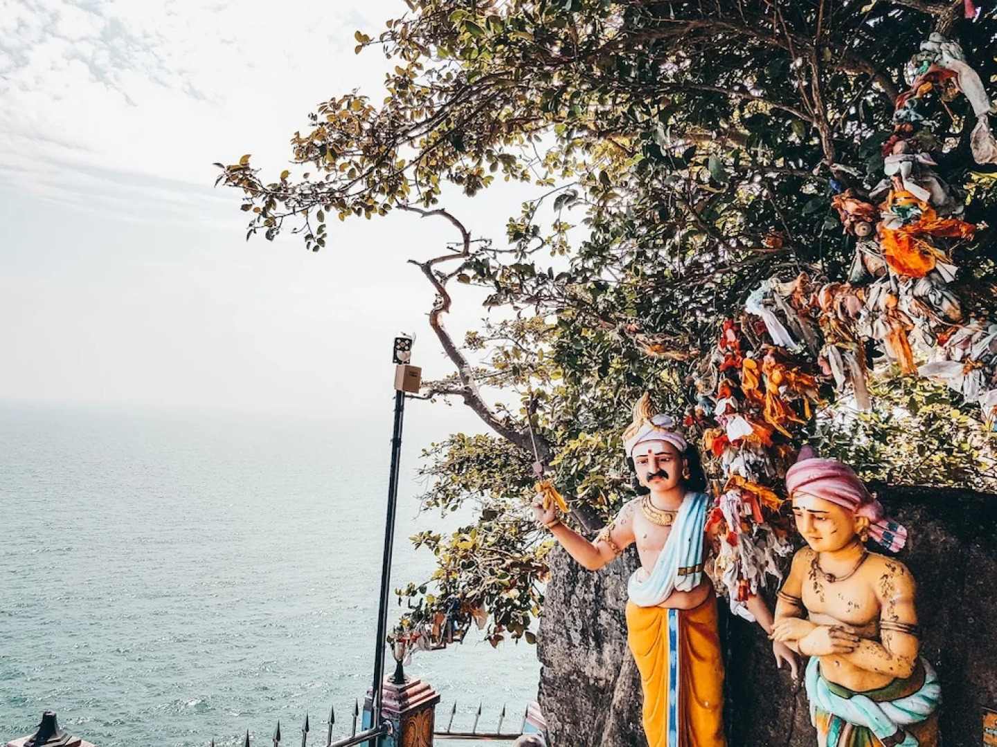 CASAMIA Oceanfront Condo Nilaveli