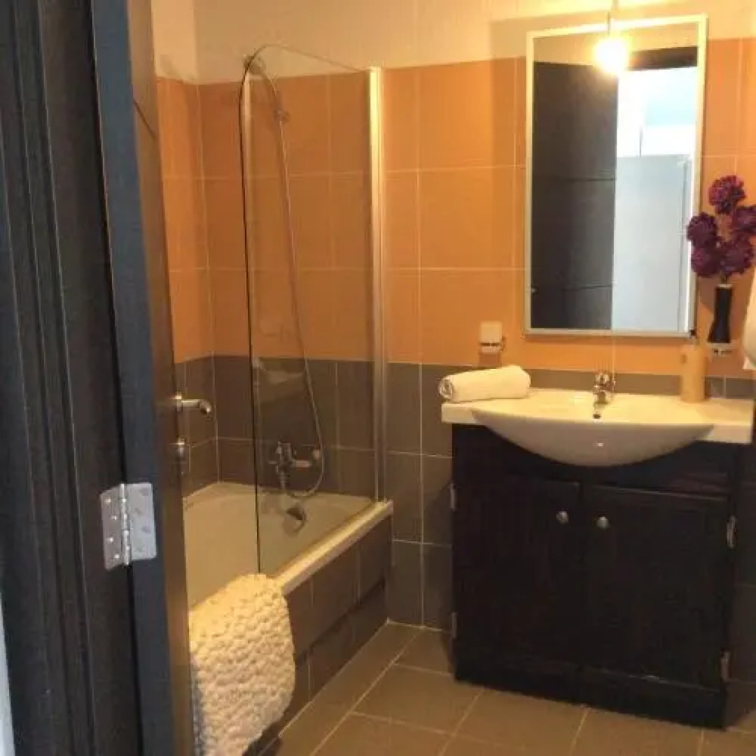 Mobydick Apartments by RBG