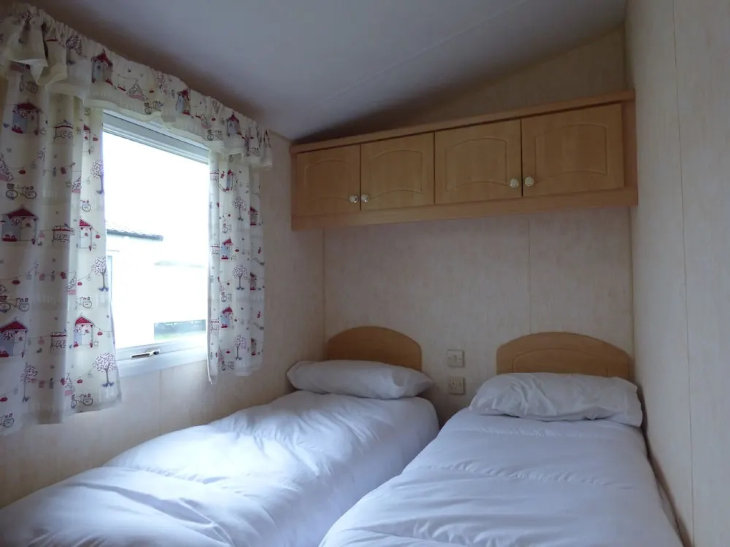 Caravan Hire at Sunnydale Holiday Park