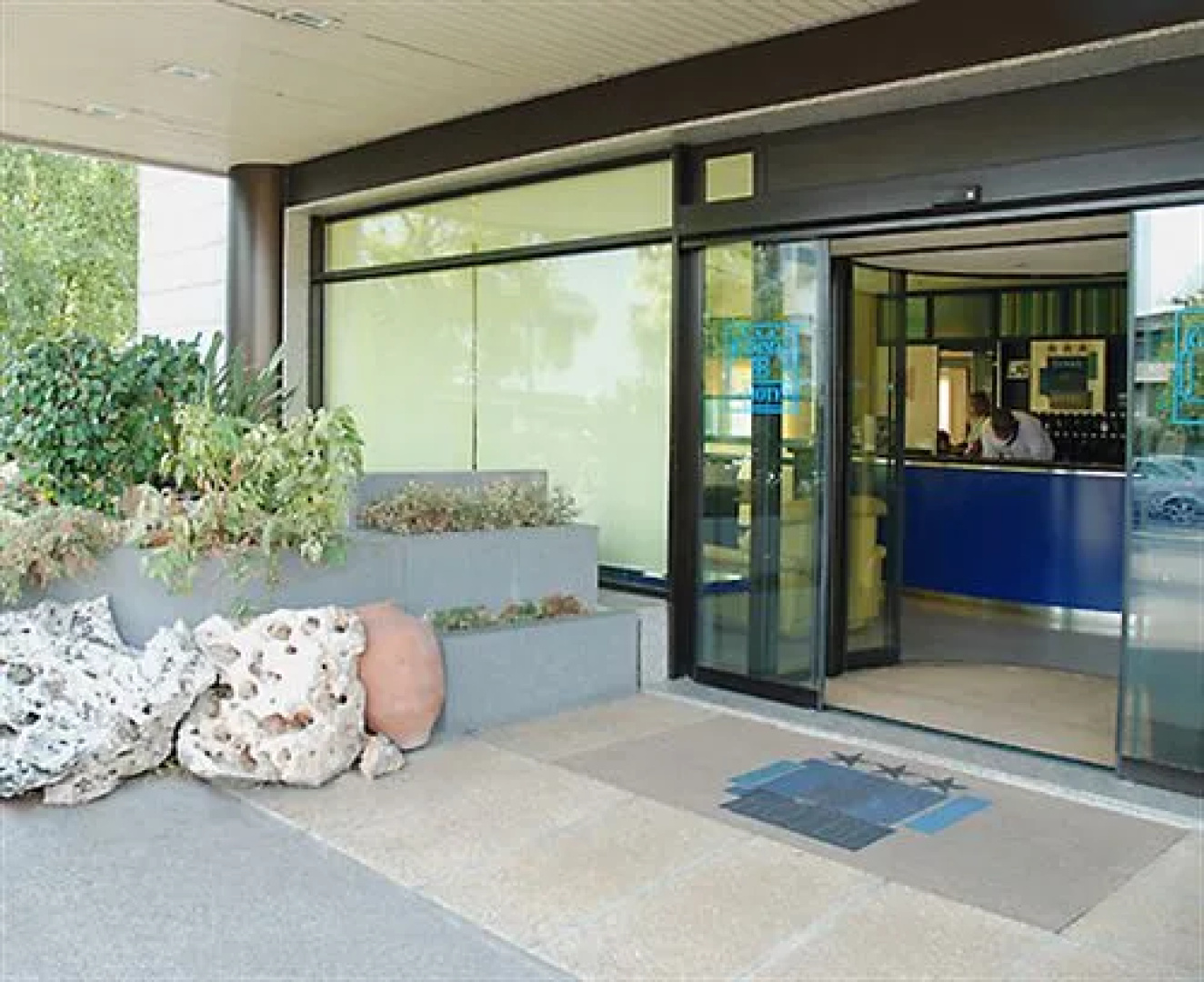Gamma Hotel