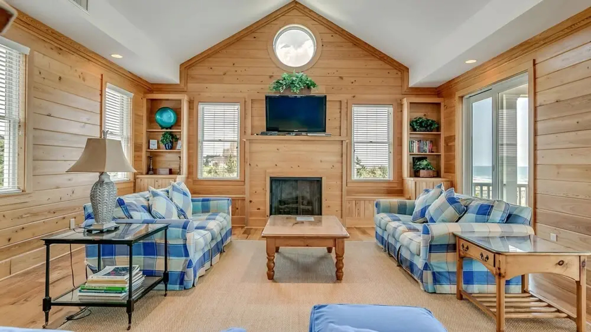 Mr Bugs Summer House by Peace Vacations