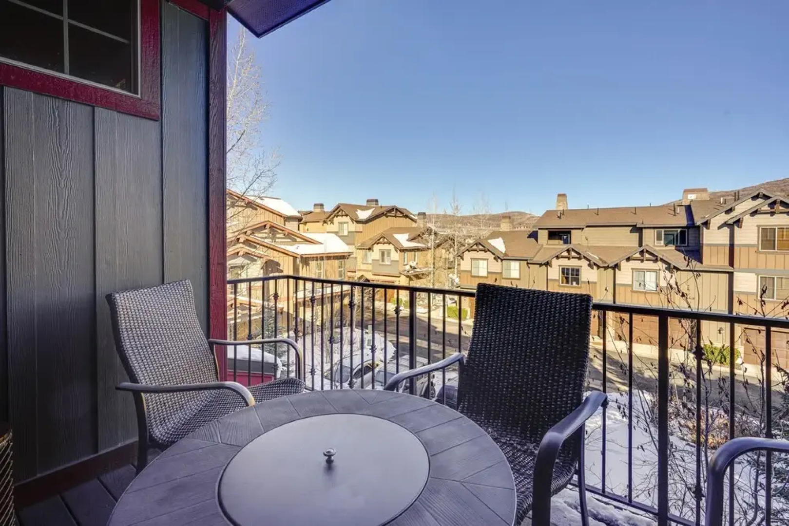 Townhome w/ Outdoor Pool Access: 6 Mi to Park City