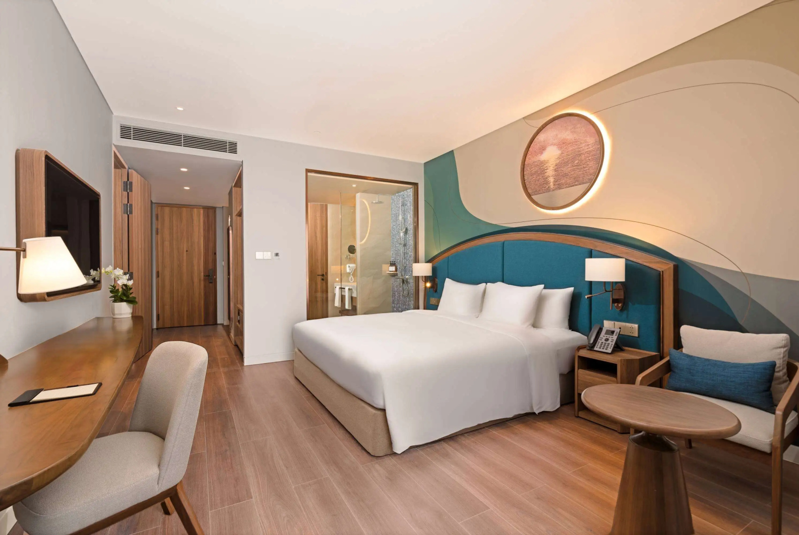 Wyndham Garden Sonasea Van Don