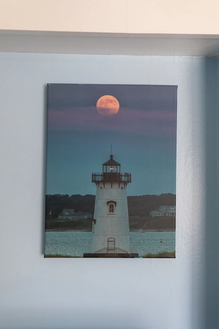 Footbridge Beach Motel