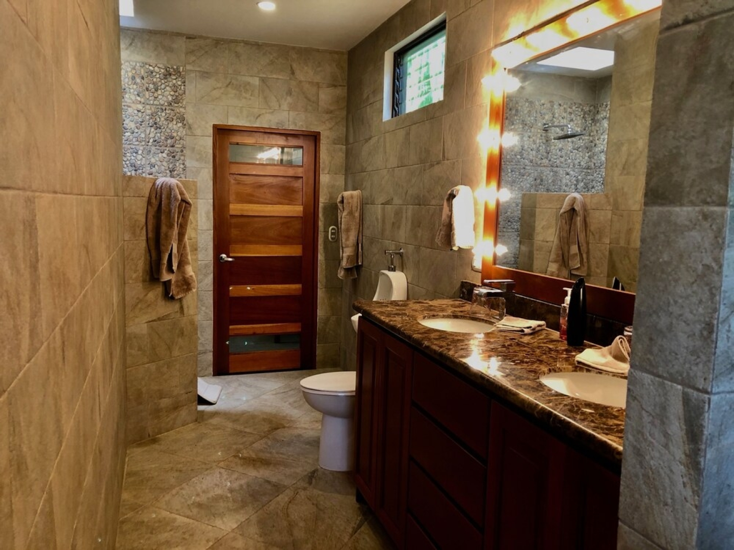 Beach Vacation Home, Private Tango Mar Resort area for 15 guests