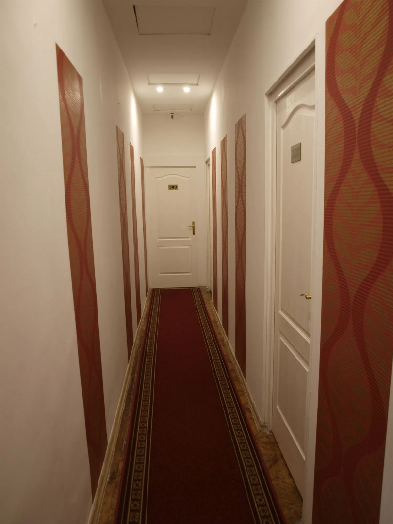 Europa Centerpoint Guesthouse