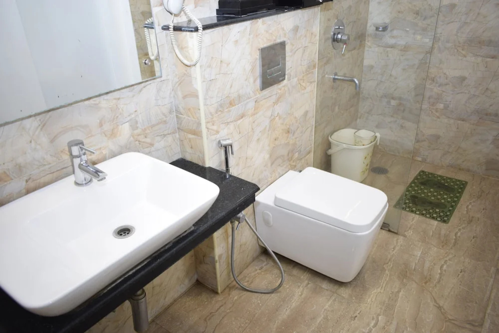 Million Day Mayiladuthurai Hotel