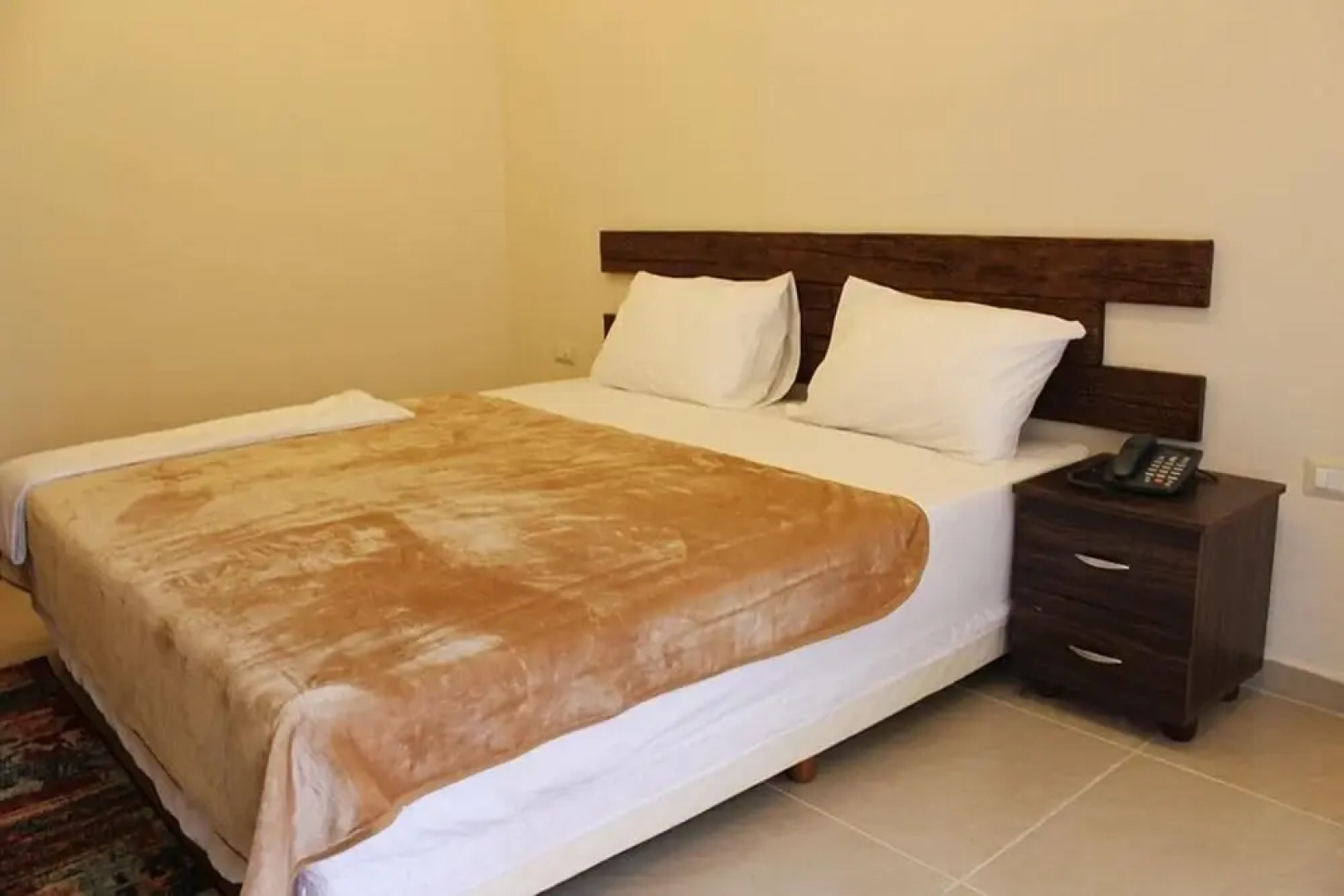 Austria Luxury Apartments, Faraya